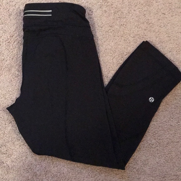 Crop Lululemon Leggings - Picture 5 of 8
